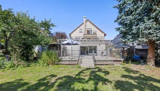 Bild von ***Modernisiertes Wohnhaus mit 3 Wohneinheiten, großem Garten und Doppelgarage***