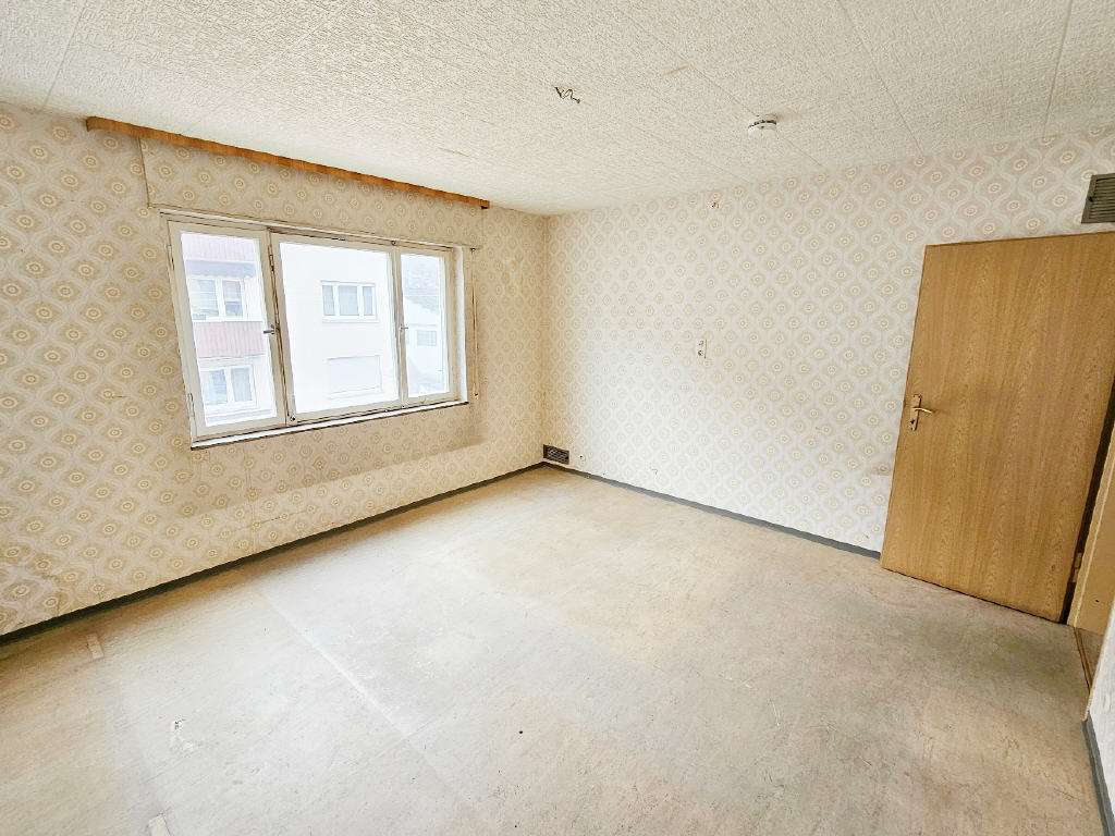 Immobilie in Geislingen an der Steige - "Kompakte 3-Zi.-ETW mit Potenzial und Südbalkon" - Bild 2