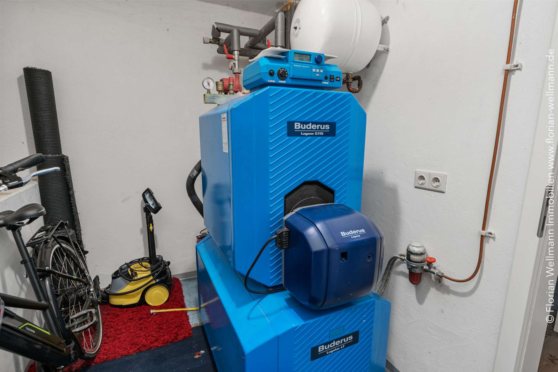 Immobilie in Heeslingen - Heeslingen | Großzügiges Einfamilienhaus mit Pool, Kamin, Vollkeller und idyllischem Garten - Bild 17