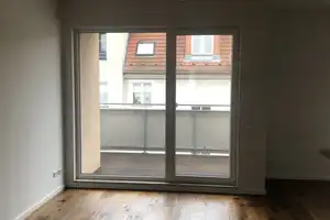 Stilvolle, neuwertige 2-Zimmer-Wohnung mit Balkon und EBK in Berlin – Plönzeile 31, 12459 Berlin – Vorschaubild 5