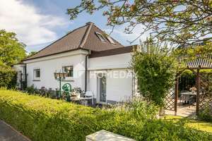 Ihr neues Zuhause – hochwertig modernisiert, top gepflegt & mit wunderschönem Garten samt Terrasse – Die vollständige Adresse der Immobilie erhältst du vom Anbieter., 27580 Speckenbüttel, Bremerhaven – Vorschaubild 3