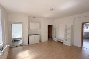 Hell  und  sonnig: gepfl. 3 Zimmer-Wohnung direkt am Park - Vereinsstr. 23b ! – Die vollständige Adresse der Immobilie erhältst du vom Anbieter., 47169 Marxloh, Duisburg – Vorschaubild 3