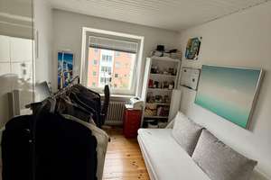 4-Zimmer Dachgeschoss Wohnung mit großem Balkon  – Hildeboldstraße 6, 80797 Am Luitpoldpark, München – Vorschaubild 13