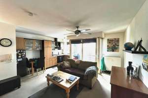 Prima Lage,  kleiner Balkon, sehr helle Räume und ein TG-Stellplatz – Die vollständige Adresse der Immobilie erhältst du vom Anbieter., 70597 Degerloch (Ortsteil), Stuttgart – Vorschaubild 4
