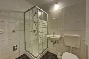 ** AB SOFORT ** - frisch renovierte 1-Zimmer-Wohnung mit Balkon und Dusche! – Ringstraße 211, 4209 Grünau-Mitte, Leipzig – Vorschaubild 8