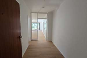 * ERSTBEZUG nach RENOVIERUNG * lichtdurchflutete 3-Zi-EG-Whg mit GARTEN, 2 TERRASSEN, EBK, TG – Gleißhammerstraße 134, 90480 Schmausenbuckstraße, Nürnberg – Vorschaubild 8