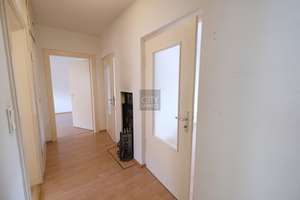 Helle 3-Zimmer-Dachwohnung mit Kachelofen, EBK und großer Dachterrasse in ruhiger Lage - Hohe Marter – Die vollständige Adresse der Immobilie erhältst du vom Anbieter., 90441 Hohe Marter, Nürnberg – Vorschaubild 23