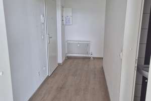 Weit oben mit Aufzug, hell und mit neuem Boden + Bädern – Am Brunnengarten 10, 68169 Neckarstadt-Ost/Wohlgelegen, Mannheim – Vorschaubild 13
