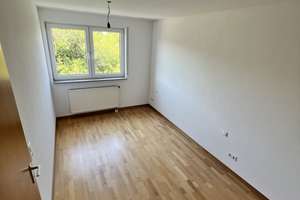 Charmante 3-Zimmer-Wohnung mit Sonnenbalkon – Ihr neues Zuhause in Reutlingen – Pestalozziestrasse 93, 72762 Reutlingen-Mitte, Reutlingen – Vorschaubild 9