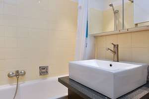 Property thumbnail 12