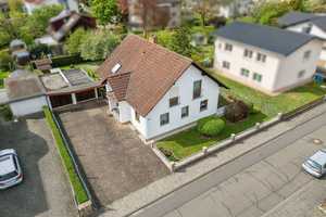 Absolut gepflegtes und vermietetes Zweifamilienhaus in Großen-Buseck! – Gießen (Kreis) – Vorschaubild 2