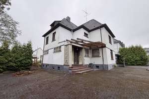 Stadtvilla mit 8 Zimmern in Bochum-Grumme mit Potenzial – Die vollständige Adresse der Immobilie erhältst du vom Anbieter., 44791 Grumme, Bochum – Vorschaubild 2