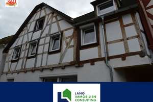 Charmantes Mehrfamilienhaus mit drei Wohneinheiten in solidem Zustand – Die vollständige Adresse der Immobilie erhältst du vom Anbieter., 56341 Kamp-Bornhofen – Vorschaubild 1