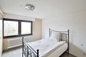 Großzügiges 2-3-Familienhaus mit modernisierter Ausstattung und großem Grundstück – Calw (Kreis) – Vorschaubild 10