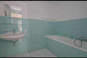 Ruhige 3-Zimmer-Wohnung mit Aufzug, Einbauküche, Gäste-WC und Balkon in Düsseldorf-Stadtmitte – Leopoldstraße 39, 40211 Stadtmitte, Düsseldorf – Vorschaubild 6