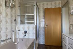 Zweifamilienhaus mit großzügigem Hallenanbau und eigenem Wellnessbereich – Die vollständige Adresse der Immobilie erhältst du vom Anbieter., 78669 Wellendingen – Vorschaubild 13