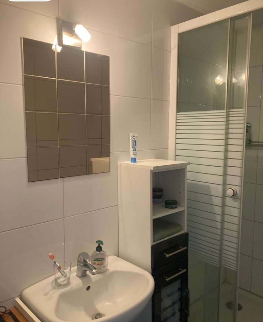 Immobilie in Esslingen am Neckar - 2-Zimmer Erdgeschosswohnung mit Terrasse und Garten in Esslingen am Neckar - Bild 3