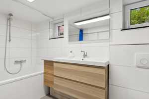 Property thumbnail 17