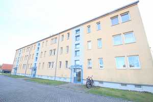 *Solides Investment*Gepflegtes Mehrfamilienhaus mit Balkonen #18 km vom Leipzig Hbhf. – Nordsachsen (Kreis) – Vorschaubild 2