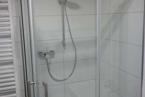 Schöne, helle 2 Zimmer-Wohnung mit Balkon und Einbauküche in ruhiger, zentraler Lage! – Ottweilerstr. 1, 40476 Derendorf, Düsseldorf – Vorschaubild 9