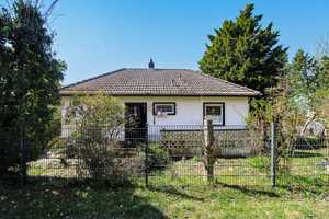 Gestalten Sie Ihr Zuhause: Einfamilienhaus mit weitläufigem Garten n Grävenwiesbach-Heinzenberg  – Hochtaunuskreis – Vorschaubild 1