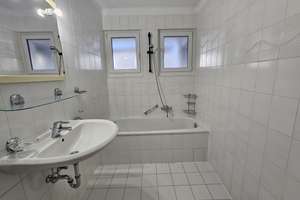 N- Nähe Südklinikum, gut geschnittene, helle 4-Zimmerwohnung mit Tageslichtbad, Gäste WC und Garage – Die vollständige Adresse der Immobilie erhältst du vom Anbieter., 90473 Langwasser Südost, Nürnberg – Vorschaubild 16