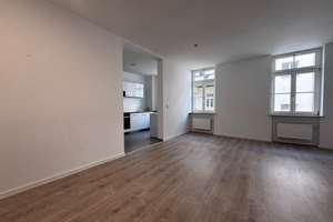 Schöne und helle Zwei-Zimmer-Wohnung im Herzen von Stuttgart