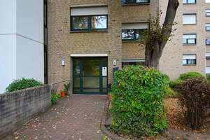 Gut geschnittene, barrierearme und bezugsfreie 4 Zimmer-Wohnung mit Balkon und Tiefgaragenstellplatz – Die vollständige Adresse der Immobilie erhältst du vom Anbieter., 53119 Tannenbusch, Bonn – Vorschaubild 3