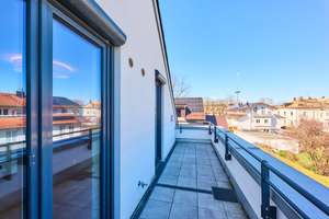 Stilvoll & Ruhig: Maisonettewohnung mit Terrasse in begehrter Lage – Die vollständige Adresse der Immobilie erhältst du vom Anbieter., 81829 Trudering-Riem (Ortsteil), München – Vorschaubild 6