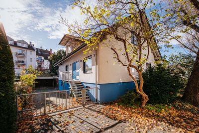 Freistehendes Einfamilienhaus mit Entwicklungsmöglichkeiten in Freiburg-Haslach