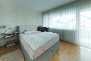 Vermietete 4-Zimmer-Wohnung mit zwei Balkonen, Garage und Aufzug – Die vollständige Adresse der Immobilie erhältst du vom Anbieter., 74074 Heilbronn, Heilbronn – Vorschaubild 3
