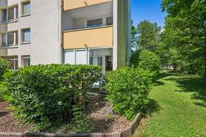 Gepflegte 3-Zimmer-ETW mit verglaster Ost-Loggia & Garage / Verkauf auf Nießbrauchbasis – Die vollständige Adresse der Immobilie erhältst du vom Anbieter., 81925 Oberföhring, München – Vorschaubild 13
