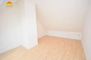 Dachgeschoss-Maisonette-Wohnung mit Balkon, Tageslichtbad und Einbauküche gesucht? – Uhlandstraße 9, 9130 Sonnenberg, Chemnitz – Vorschaubild 17