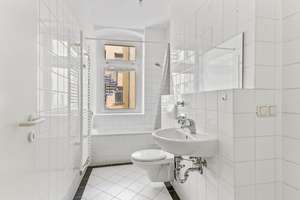 BEZUGSFREI - Geräumige & lichtdurchflutete 2-Zimmer-Etagenwohnung in Prenzlauer Berg – Wichertstr. 46, 10439 Prenzlauer Berg, Berlin – Vorschaubild 4