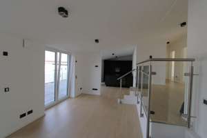Penthouse mit großer Dachterrasse (34,6 qm) und Tiefgaragenstellplatz mit eigener E-Ladestation – 63073 Bieber, Offenbach am Main – Vorschaubild 4
