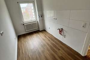 Sanierte 2 Zimmer Wohnung bereit zum einziehen. – Danziger Str. 20, 24148 Wellingdorf, Kiel – Vorschaubild 3