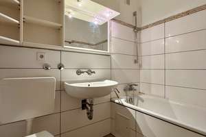 Helle 2-Zimmerwohnung m. Loggia in Krefeld-Fischeln – ideal zur Eigennutzung oder als Kapitalanlage – Die vollständige Adresse der Immobilie erhältst du vom Anbieter., 47807 Fischeln, Krefeld – Vorschaubild 14