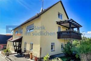 Zweifamilienhaus mit Nebengebäude bietet viel Platz – Die vollständige Adresse der Immobilie erhältst du vom Anbieter., 91596 Burk – Vorschaubild 10