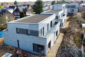 Moderne Doppelhaushälfte mit PV, Wärmepumpe und Garten in Wedel – Steinberg 30, 22880 Wedel – Vorschaubild 2