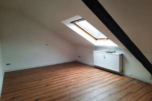 **Modernisierte und ausgefallene DG-Wohnung in Borbeck** – Schloßstr. 74, 45355 Borbeck-Mitte, Essen – Vorschaubild 11