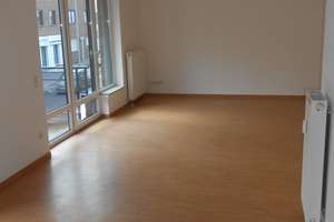 Behinderten gerechte schöne 3-Zimmer-Wohnung mit 2 Balkonen