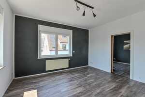 Kernsaniertes Wohnhaus mit Stallungen und Büro – Ideal für Familie, Gewerbe & Tierhaltung – Rhein-Lahn-Kreis – Vorschaubild 28
