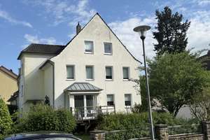 Von Privat - Bezugsfreie 3-Zimmer-Erdgeschoß-Wohnung mit Terrasse in Dreifamilienhaus Porz-Westhoven