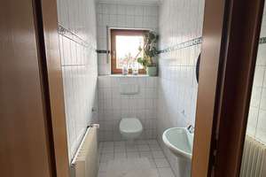Großzügige lichtdurchflutete 2,5-Zimmer-Maisonette-Wohnung mit sonniger Dachterrasse – Die vollständige Adresse der Immobilie erhältst du vom Anbieter., 91056 Frauenaurach, Erlangen – Vorschaubild 10