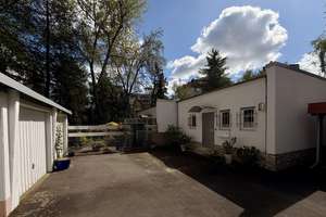 Helles Haus (Bungalow) mit 2 Garagen, 2 Stellplätzen, Garten in ruhiger zentraler Lage – Am Forsthaus Gravenbruch 24a, 63263 Neu-Isenburg – Vorschaubild 3
