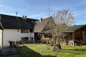 Zwei Häuser und drei zusätzliche Bauplätze (Gesamtgrundstück ca. 3000 qm) in ruhiger Lage! – Die vollständige Adresse der Immobilie erhältst du vom Anbieter., 88682 Salem – Vorschaubild 3