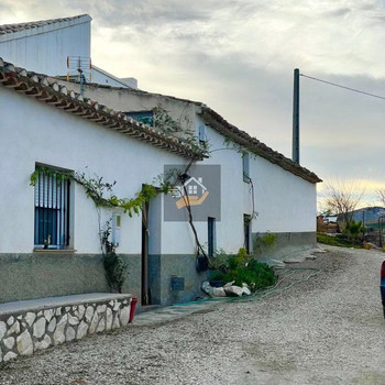 Landhaus in VélezRubio zu verkaufen, 3 Schlafzimmer.