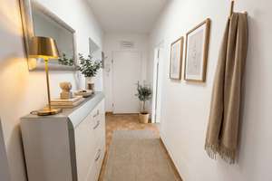 Attraktive 3 Zimmer Wohnung mit Garten, Balkon und Garage in ruhiger, grüner Wohnlage – Die vollständige Adresse der Immobilie erhältst du vom Anbieter., 65189 Südost, Wiesbaden – Vorschaubild 8