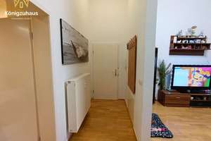 Stadtvilla-Flair in Apolda: vermieteter 4-Raum-Altbau mit Wintergarten und Garagenstellplatz – Die vollständige Adresse der Immobilie erhältst du vom Anbieter., 99510 Apolda – Vorschaubild 3