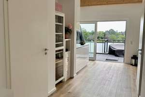 Fast neu in Fischeln: 3-Zimmer DG-Wohnung mit Süd-Terrasse, Aufzug, Erdwärmpume & Fußbodenheizung – Kölner Straße 337, 47807 Fischeln, Krefeld – Vorschaubild 8